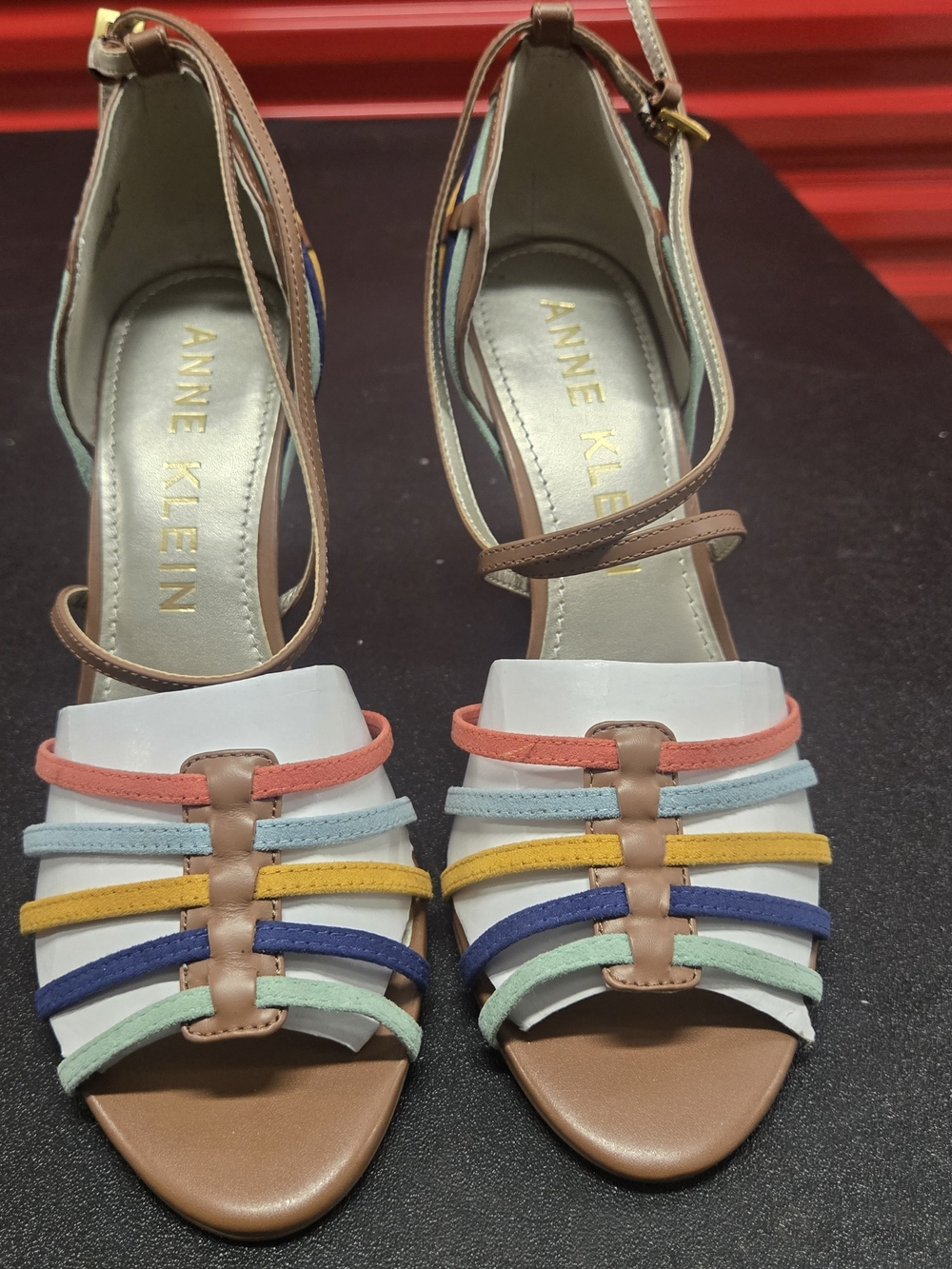 Anne Klein Women's Multicolor Strappy Sandal - Brown Base Size 8.5